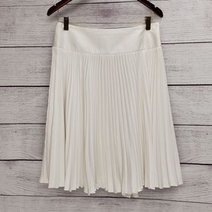 WHBM Pleated Accordion White Skirt Size 6